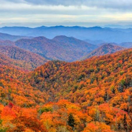 Cabin-N-Smokys! Indoor Resort Pool Views Hot Tub Game Room Sevierville Luaran gambar