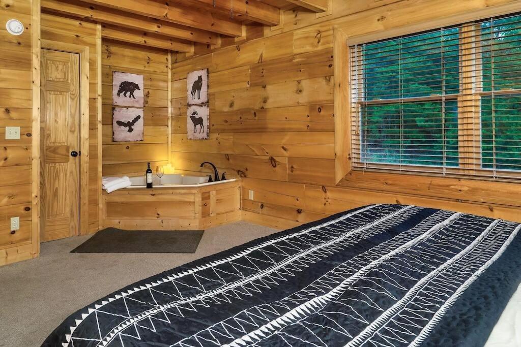 Cabin-N-Smokys! Indoor Resort Pool Views Hot Tub Game Room Sevierville Luaran gambar